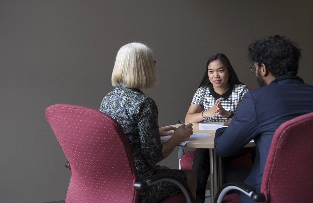 How can teaching staff support students’ confidence in their employability? 